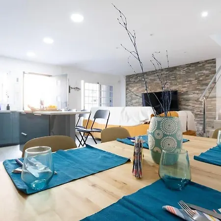 A Un Paso De La Playa * Κανδελάρια